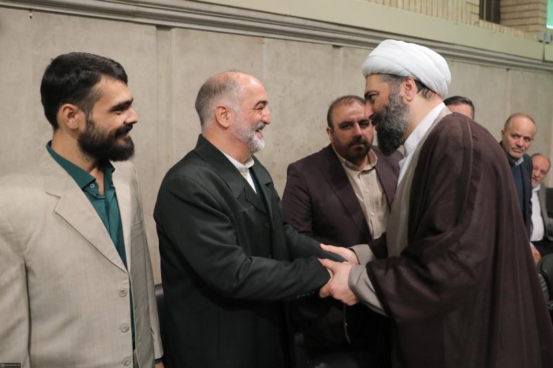 gallery item 50092.jpg