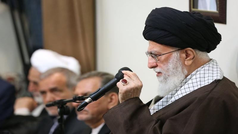 Imam Khamenei’s fatwa: “Invading users’ privacy on social media is religiously forbidden.”