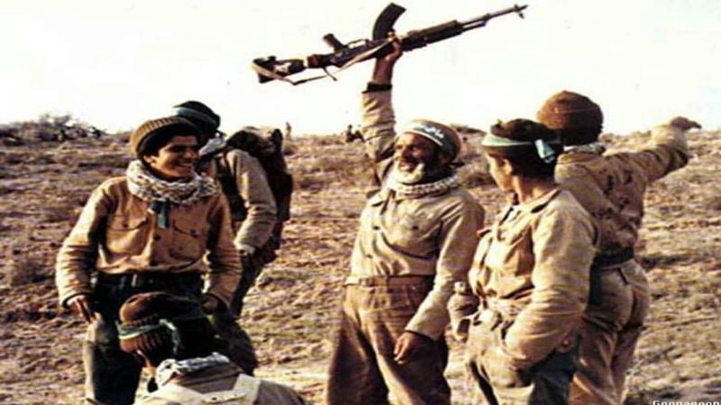 Divine aids during 8-year Sacred Defense narrated by Imam Khamenei