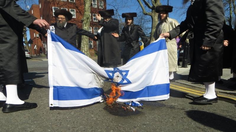 Imam Khamenei's talks with an Islamic country’s leader about normalizing ties with Israel