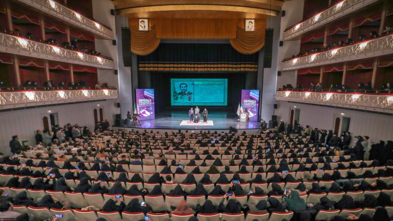 The National Hero Event featured a ceremony on Wednesday, November 19, 2025, unveiling the Leader of the Islamic Revolution’s endorsements of three books