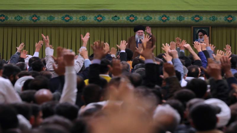 Imam Khamenei met with the elegists and eulogists